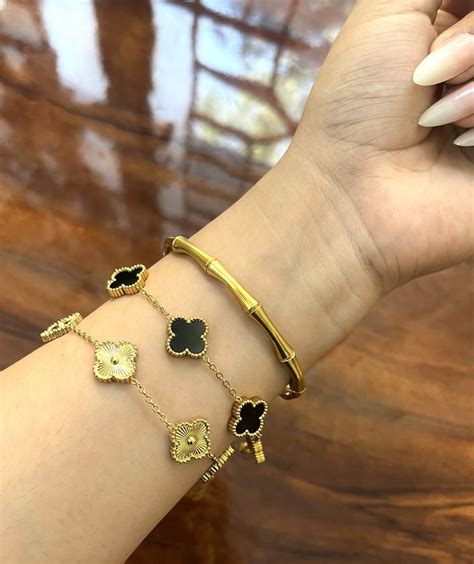 Subtle Flex Stack- Black & Gold – SubhagAlankar