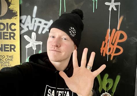 Breakdance Easy Tutorial 的图像结果