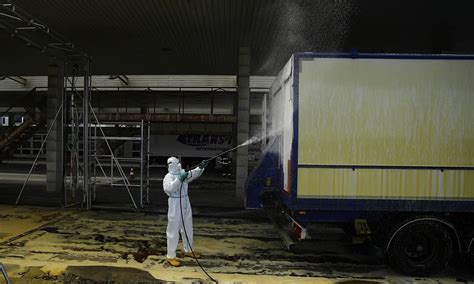 Foot-and-mouth disease outbreak in Central Europe leads to animal culls ...