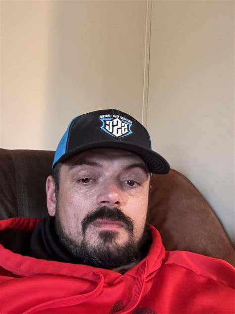 Lazy Sunday (40m) : r/selfies