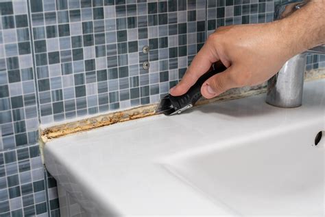 How To Remove Silicone Sealant From Tiles - Silicone Depot