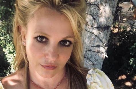 Britney Spears Unggah Foto Tanpa Busana, Ternyata Ada Makna Terselubung ...