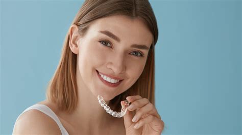 What are clear aligners and how they can help to straighten your teeths ...