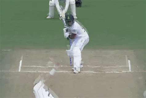 NZ vs SA: Glenn Phillips' Turns Superman To Take Keegan Petersen's ...