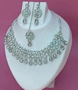 ORUKA Alloy Silver Jewellery Set Price in India - Buy ORUKA Alloy ...