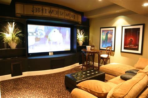 Small Media Room Decor Ideas - 25+ novel small living room design and ...