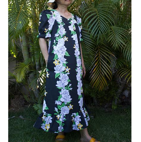 Hawaiian Style Long Muumuu Hawaii Flower. Made in Hawaii, Women size ...
