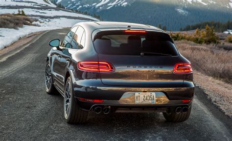2017 Porsche Macan GTS Gallery (Photo 26 of 30)