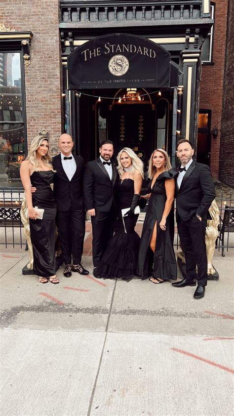 Black tie event how to choose the perfect dress – Artofit