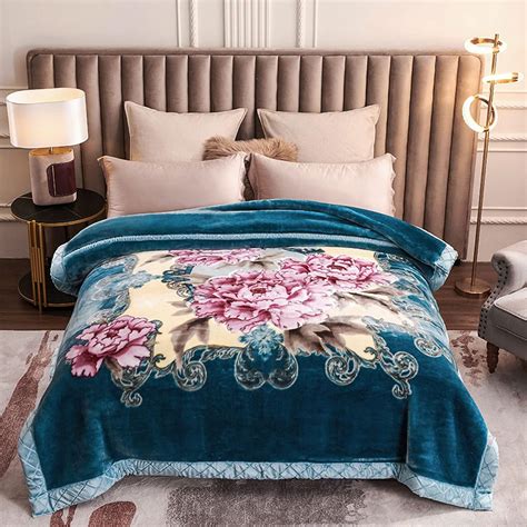 Amazon.com: 9 LB Heavy Korean Mink Blanket Queen Size 80"X90",Winter ...