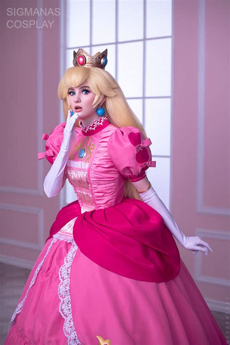 Princess Peach cosplay by SigmaNas on @DeviantArt | Princess peach ...