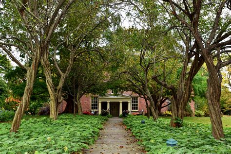 Visit 10 Historic Homes & Heritage Sites in Albany County & Beyond