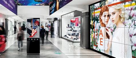 Digital Signage Screens for Maximum Impact in Malls