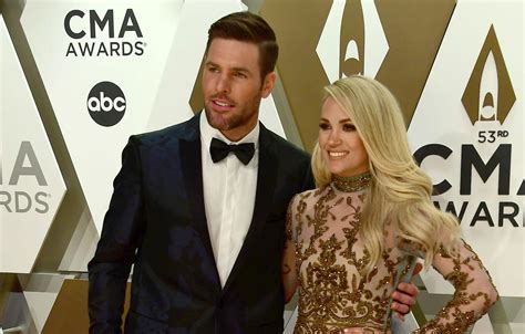 Mike Fisher And Carrie Underwood Divorce