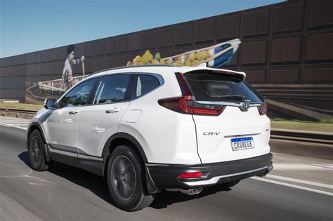 Fotos: Honda CR-V 2021: SUV médio chega com retoque e novidades - 21/06/2021 - UOL Carros