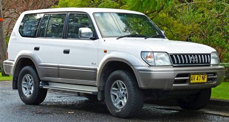 1999 Toyota Land Cruiser 4-Door 4WD