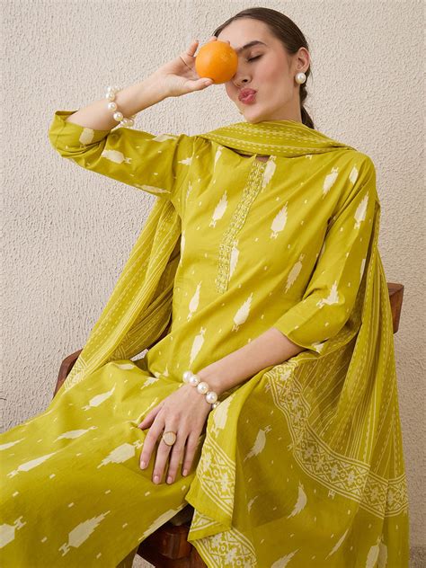 Yellow Printed Straight Kurta Trousers With Dupatta