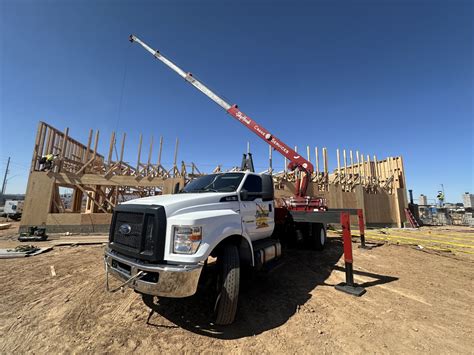 The Biggest Cranes in the World and What They Do - Sky Hook Cranes