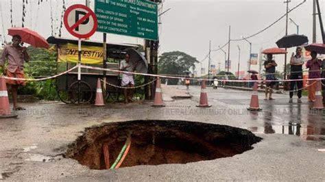 Huge pit appears in Muvattupuzha, traffic control near MC Road - KERALA ...