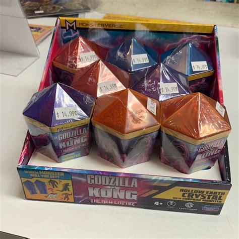 Playmates Godzilla X Kong The New Empire Hollow Earth Crystal – True ...