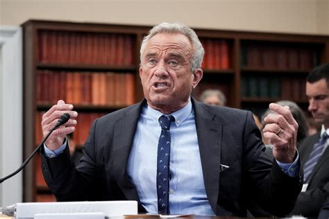 RFK Jr. drops CDC COVID recommendation for children, pregnant women