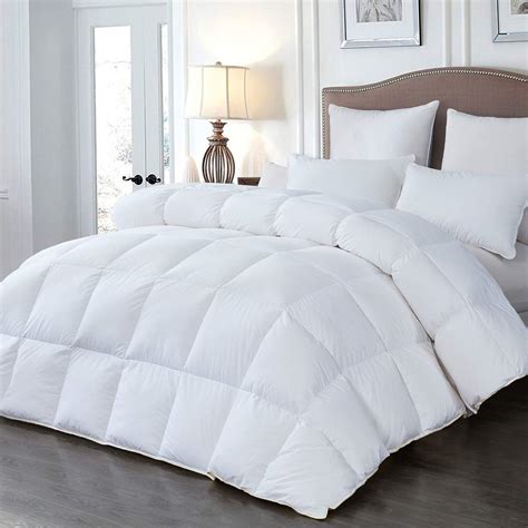 Amazon.com: HOMBYS Luxurious Goose Down Feather Comforter Queen Size ...