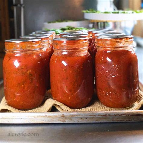 CANNING: Homemade Spaghetti Sauce with Meat and Mushrooms - ALEWYFE