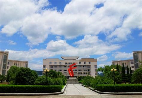 台州学院跻身2020中国应用型大学排行榜国内前10强 - 院校动态 - 院校直击 - 优朗三位一体网站