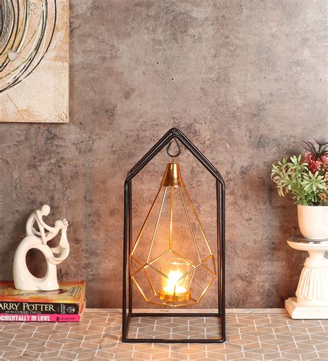 Hut Shape Diamond Pendulam Tealight Holder with Glass – Decors Mantra
