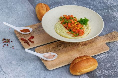 Ragu od mesa sa zlatnom mešavinom - Recepti|Friglo