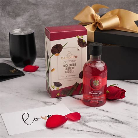 Buy Say It Love Hamper Online – BoxUp Luxury Gifting