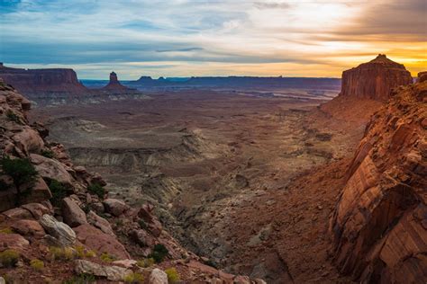 9 Best Hikes in Canyonlands National Park for Every Adventurer ...