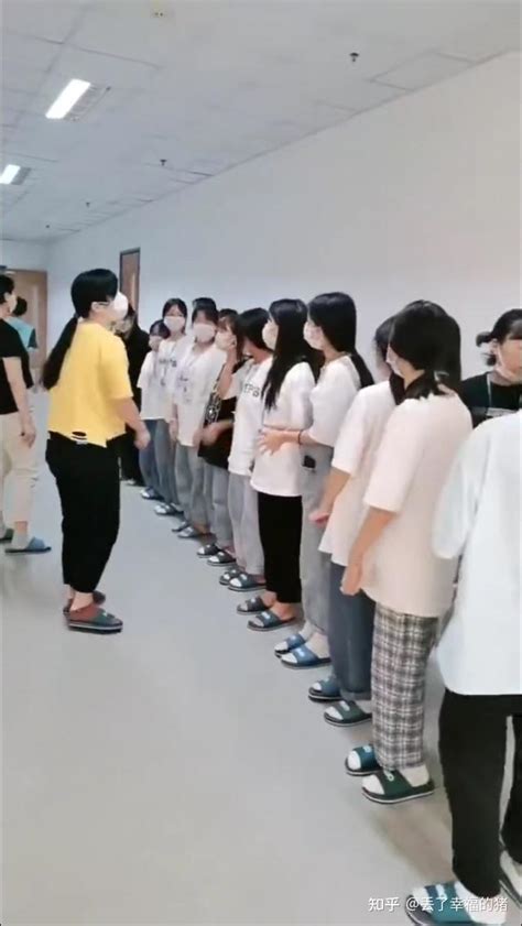 武汉20岁大学生做暑期工因热射病死亡，涉事公司称没有责任_华聚_贝丽_调解