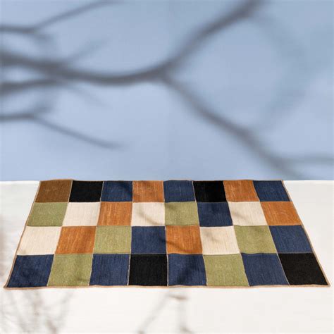 Floor Mat 60" - Kalindi