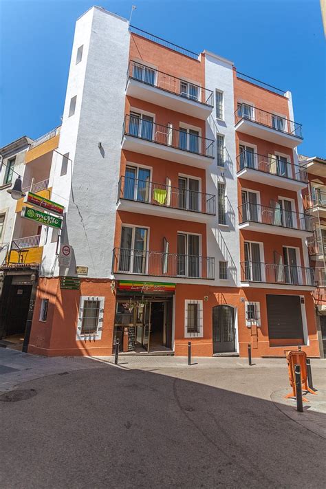 LOFT APART & HOSTAL GROUP (Lloret de Mar, Costa Brava) - Hostel Reviews ...