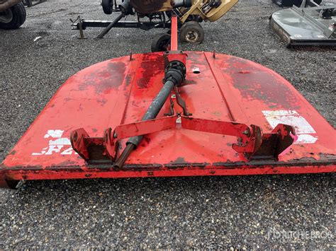 Bush Hog BH27 84 in 3-Point Brush Cutter Divers | Ritchie Bros. Auctioneers