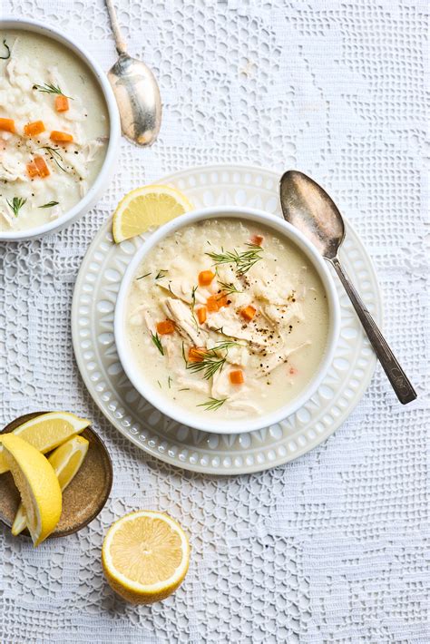 Simple Classic Avgolemono Soup Recipe (Greek Egg Lemon Chicken Soup ...