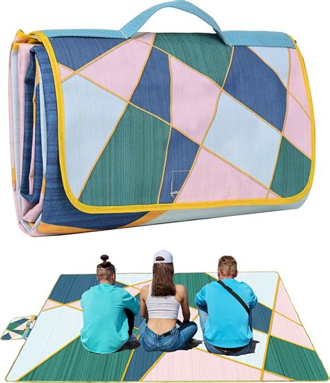 Amazon.com: Zabiltro Outdoor Picnic Blanket Waterproof Foldable 57''x79 ...