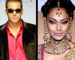 Sallu, Bips on IIFA ramp | Pics - India Today