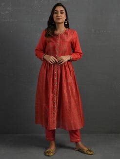 Pink Block Printed Handwoven Chanderi Kurta with Mul Slip & Pants (Set ...