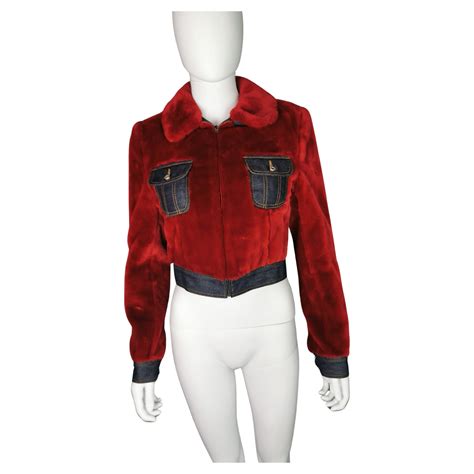 Vintage Dolce and Gabbana cropped red Faux fur jacket For Sale at 1stDibs