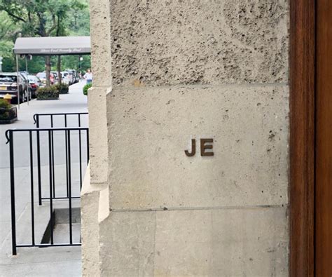 Sealed Epstein Documents Contain Hundreds of Names, Lawyer Says ...