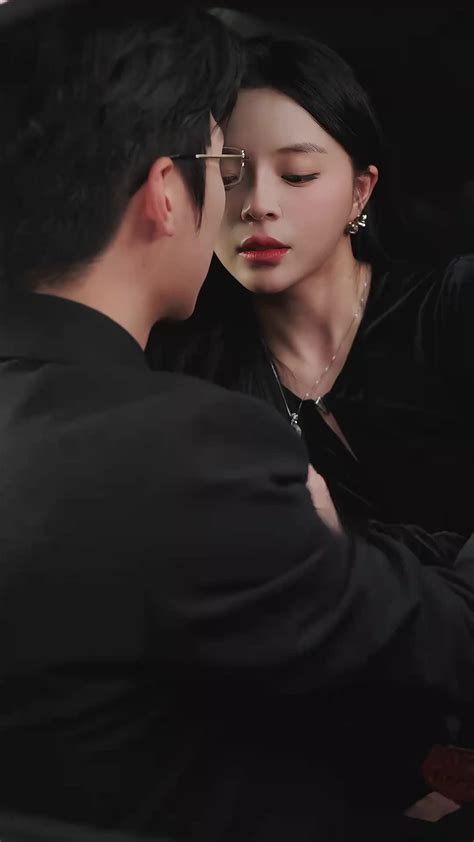 Tied By The Red Thread Of Love Chinese Drama with 68 Episodes - MoboReels