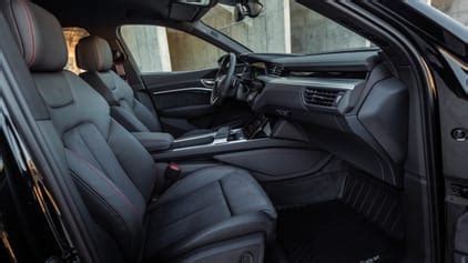 Audi Q8 e-tron Edition Dakar review: off-road EV driven… off-road ...