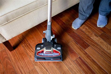 The Best Hardwood Floor Vacuums Of 2022 Reviews By Your Digs