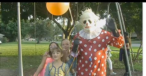 Fantastic Fest Asks "Who is Wrinkles the Clown?" - Çok Bilenler