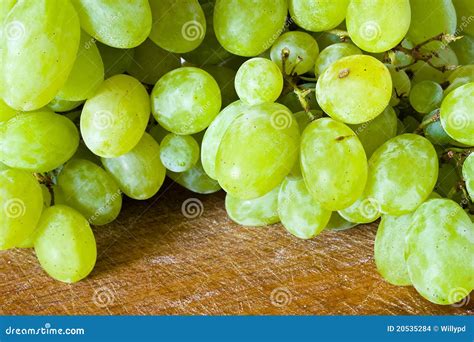 Cluster of Grape on the Table Stock Photo - Image of fruit, green: 20535284
