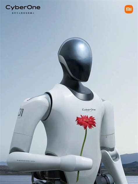 雷军年度演讲：自动驾驶技术新进展披露，全尺寸人形仿生机器人亮相