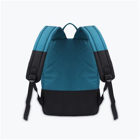 Deja-Vu Laptop Backpack - Protecta