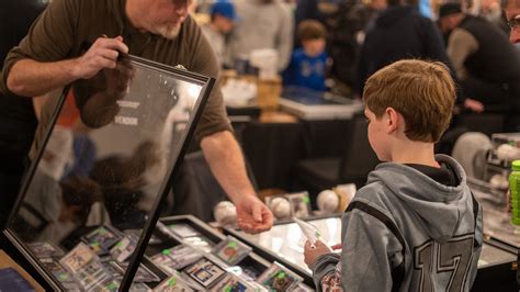 Photo Gallery — Northeast Sports Card Expo